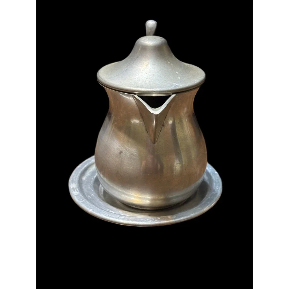 Vintage Woodbury 8oz. Pewter Creamer Or Syrup Pitcher With Hinged Lid And Tray